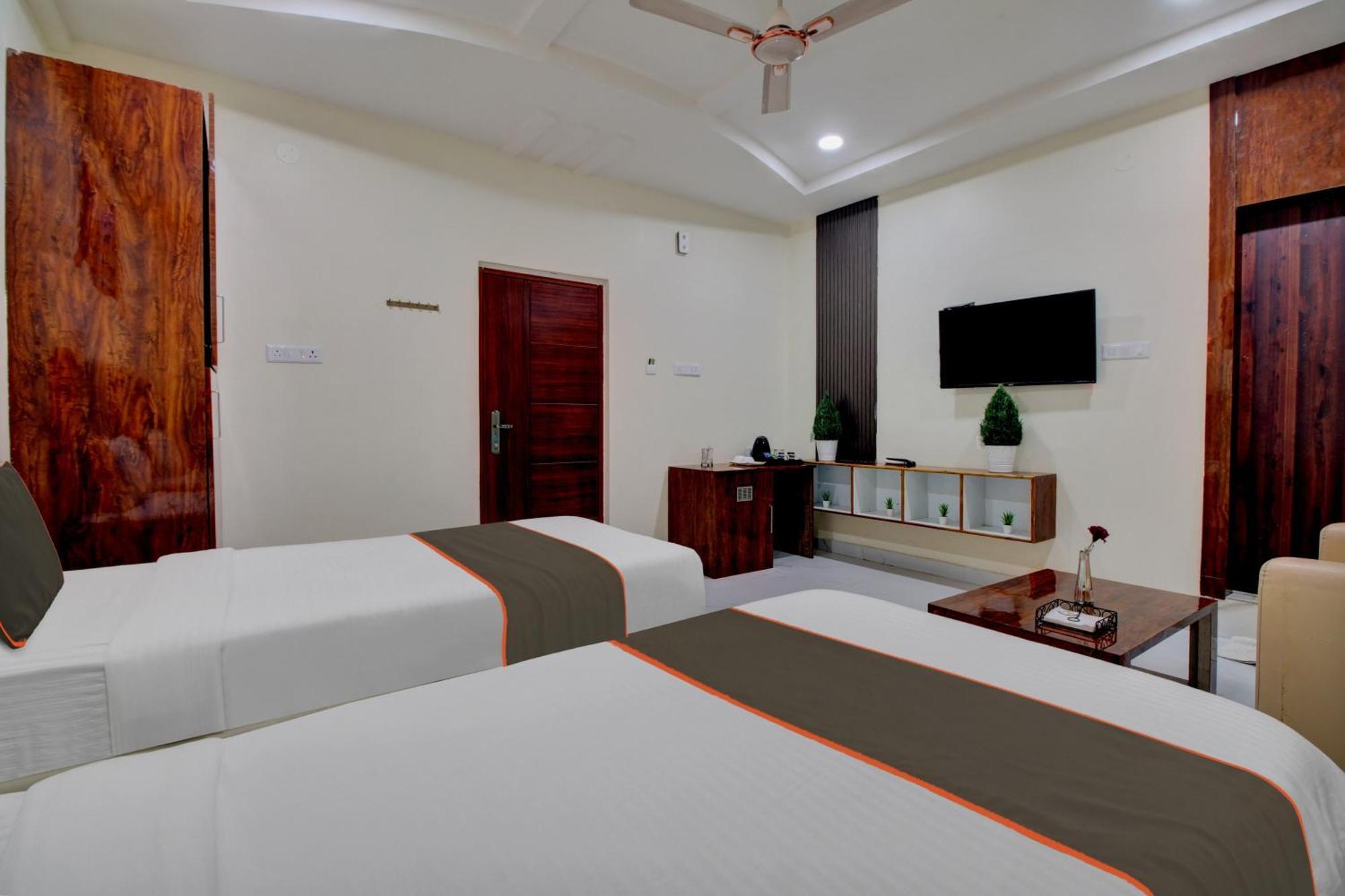 Collection O Hotel Mango Tree Khammam ภายนอก รูปภาพ