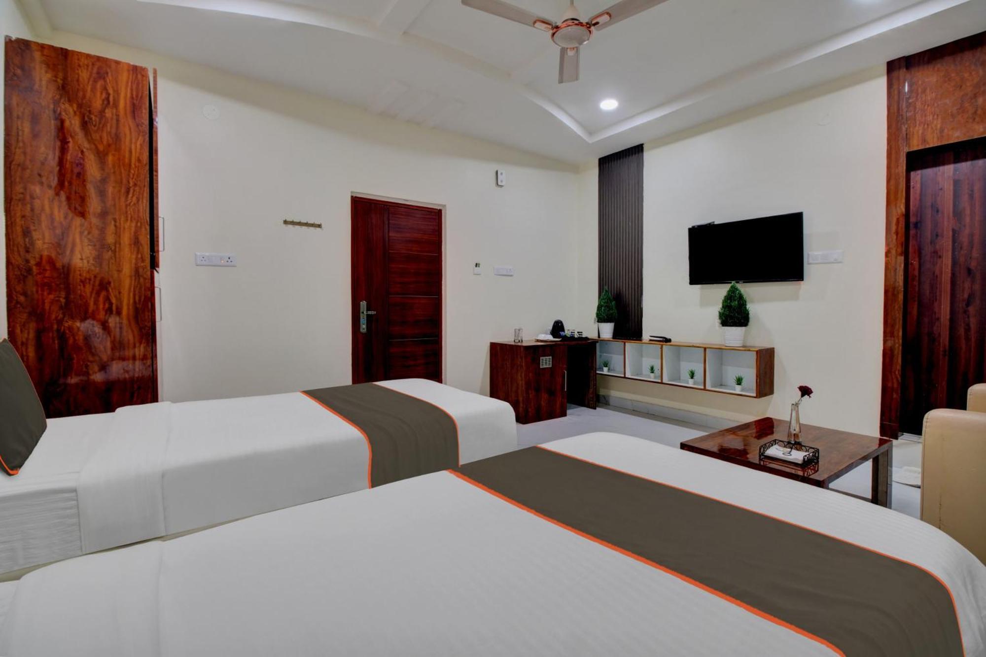 Collection O Hotel Mango Tree Khammam ภายนอก รูปภาพ